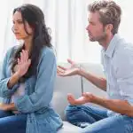 Hoe je een giftig persoon beleefd op zijn plaats zet: